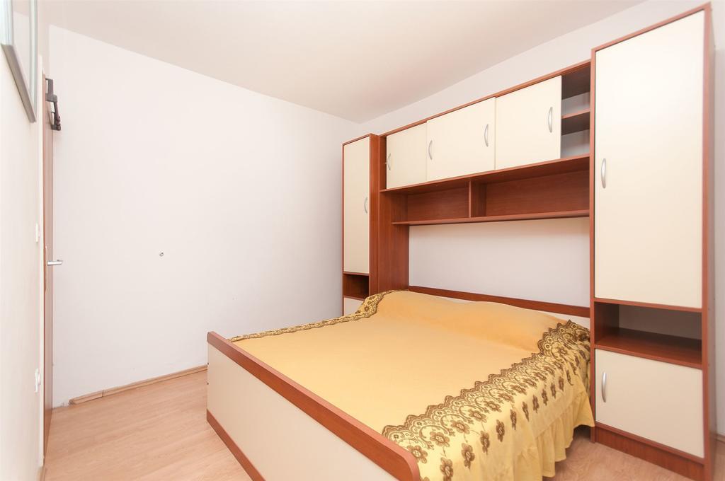 Apartments Natasa Трогир Экстерьер фото