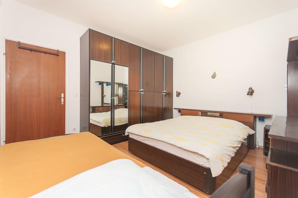 Apartments Natasa Трогир Экстерьер фото